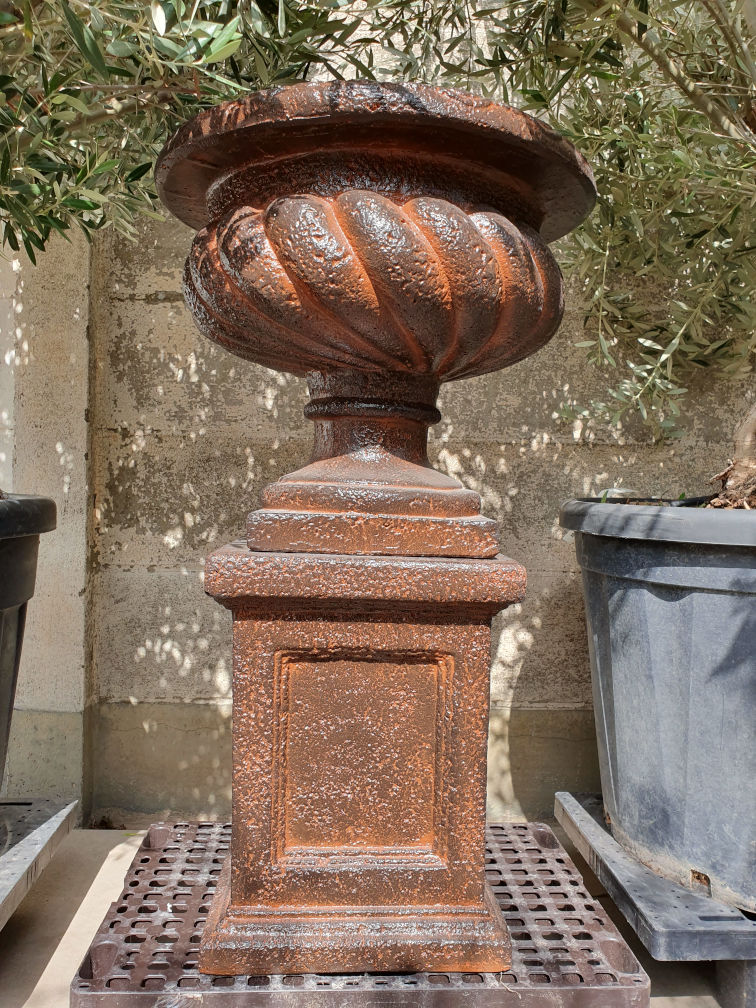 Bloempot Collumna mercia kleur cromo oxido